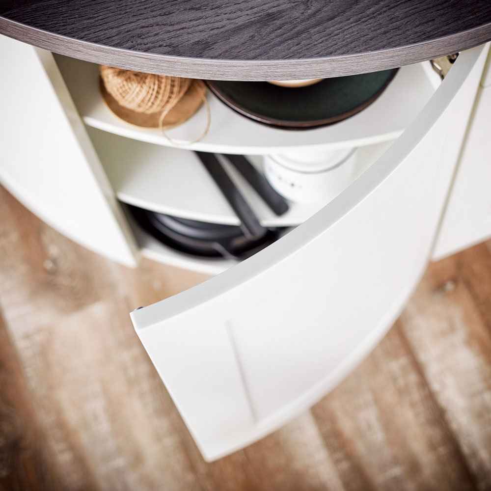 Curved kitchens
