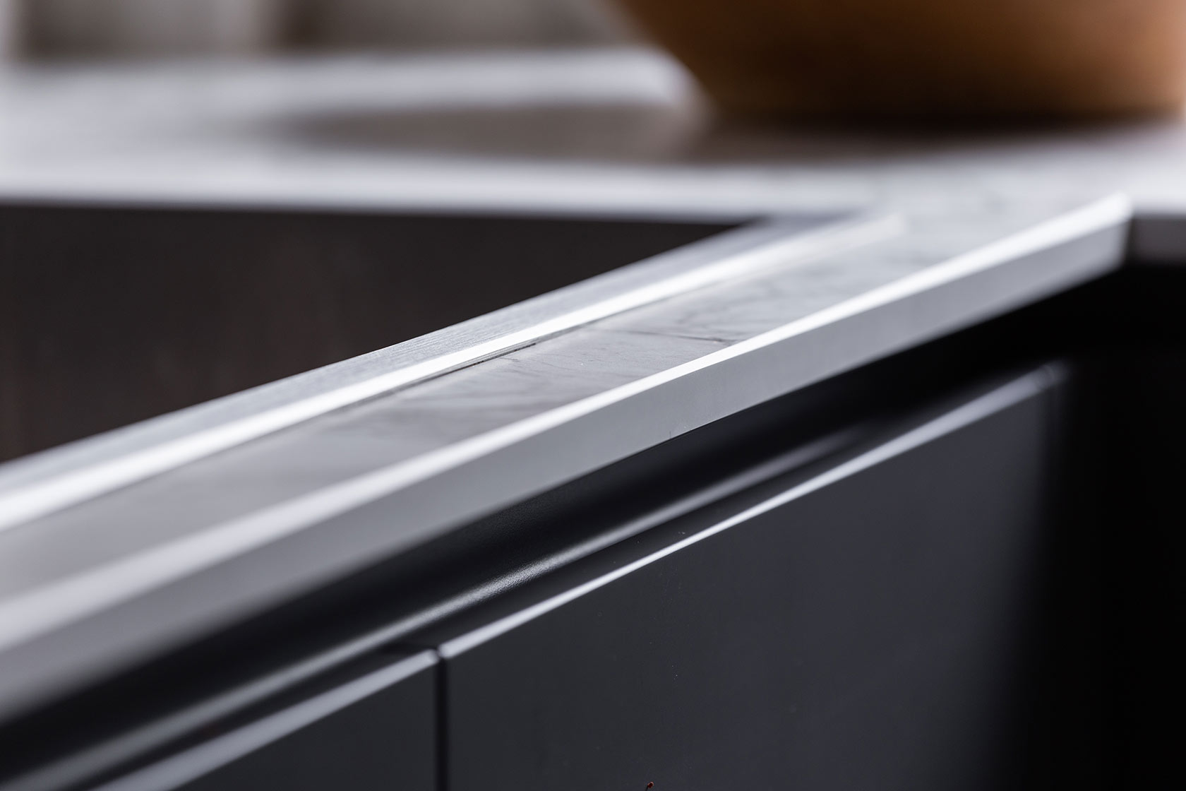 black kitchen cabinet ideas