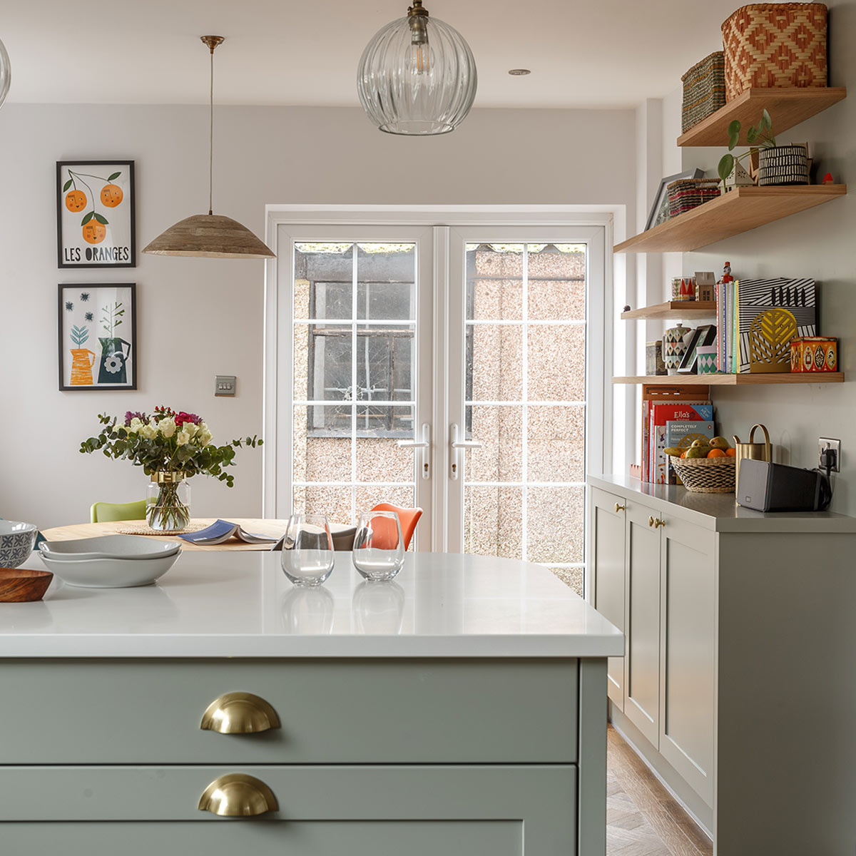 painted shaker kitchen cabinets