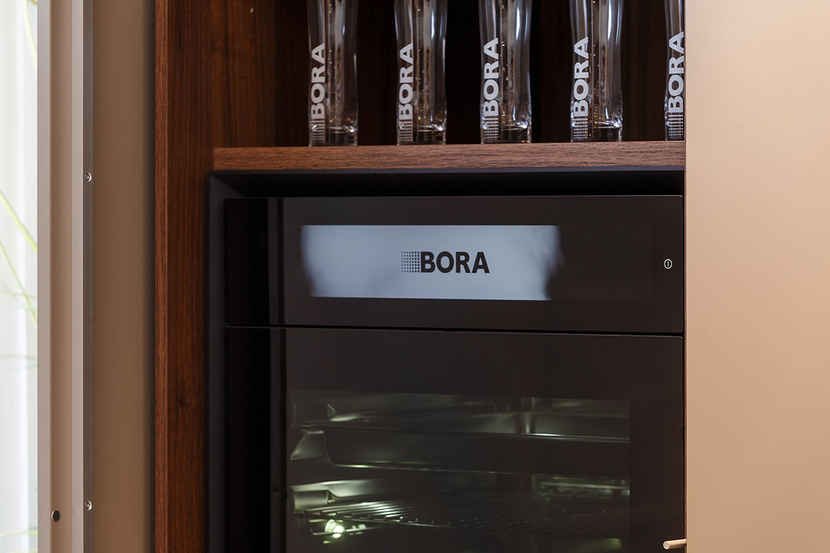 Bora Oven