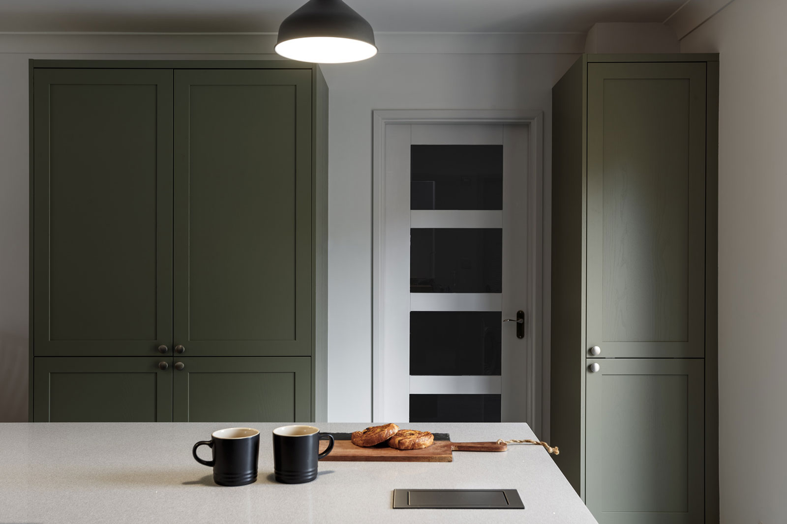 breakfast bar