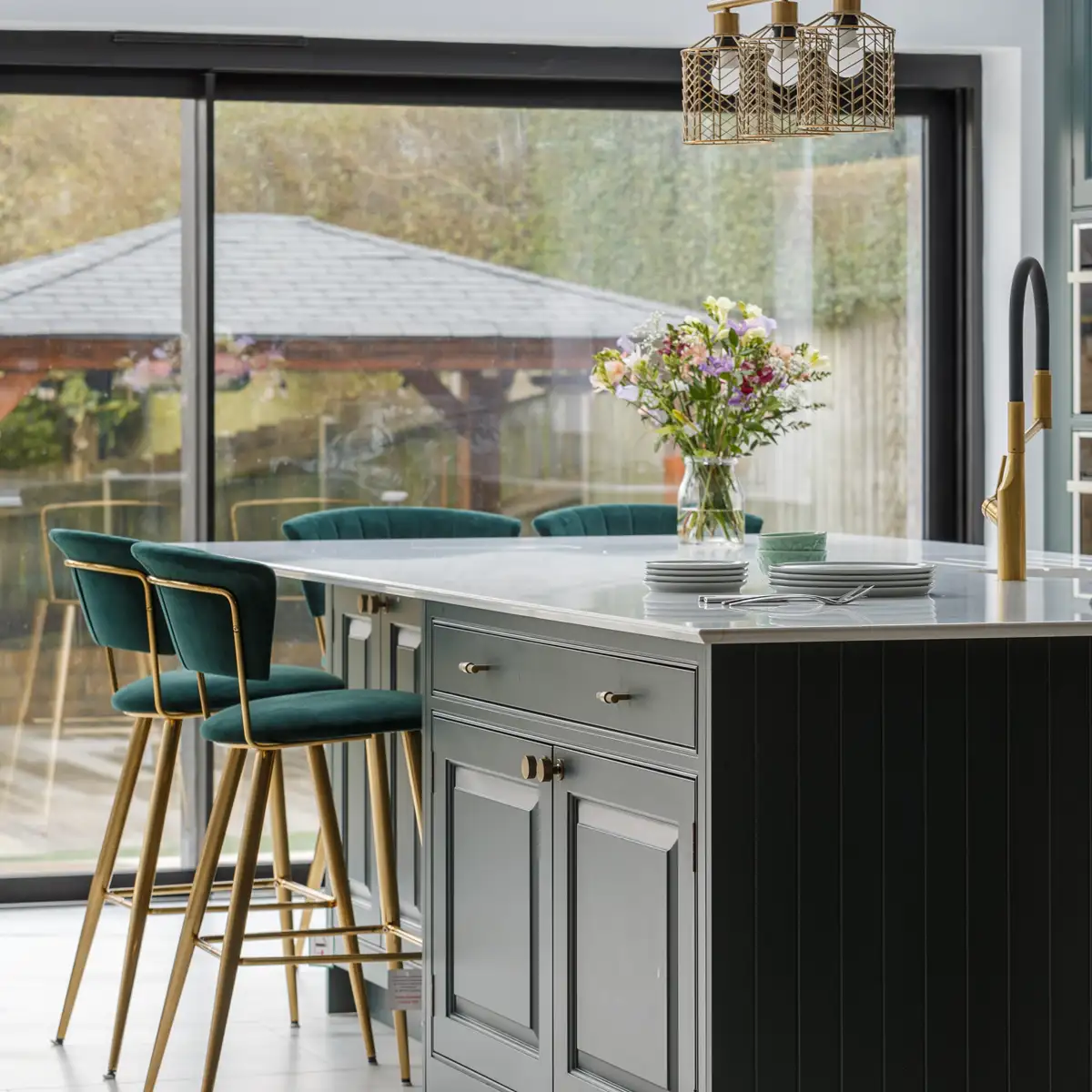 handleless british kitchen