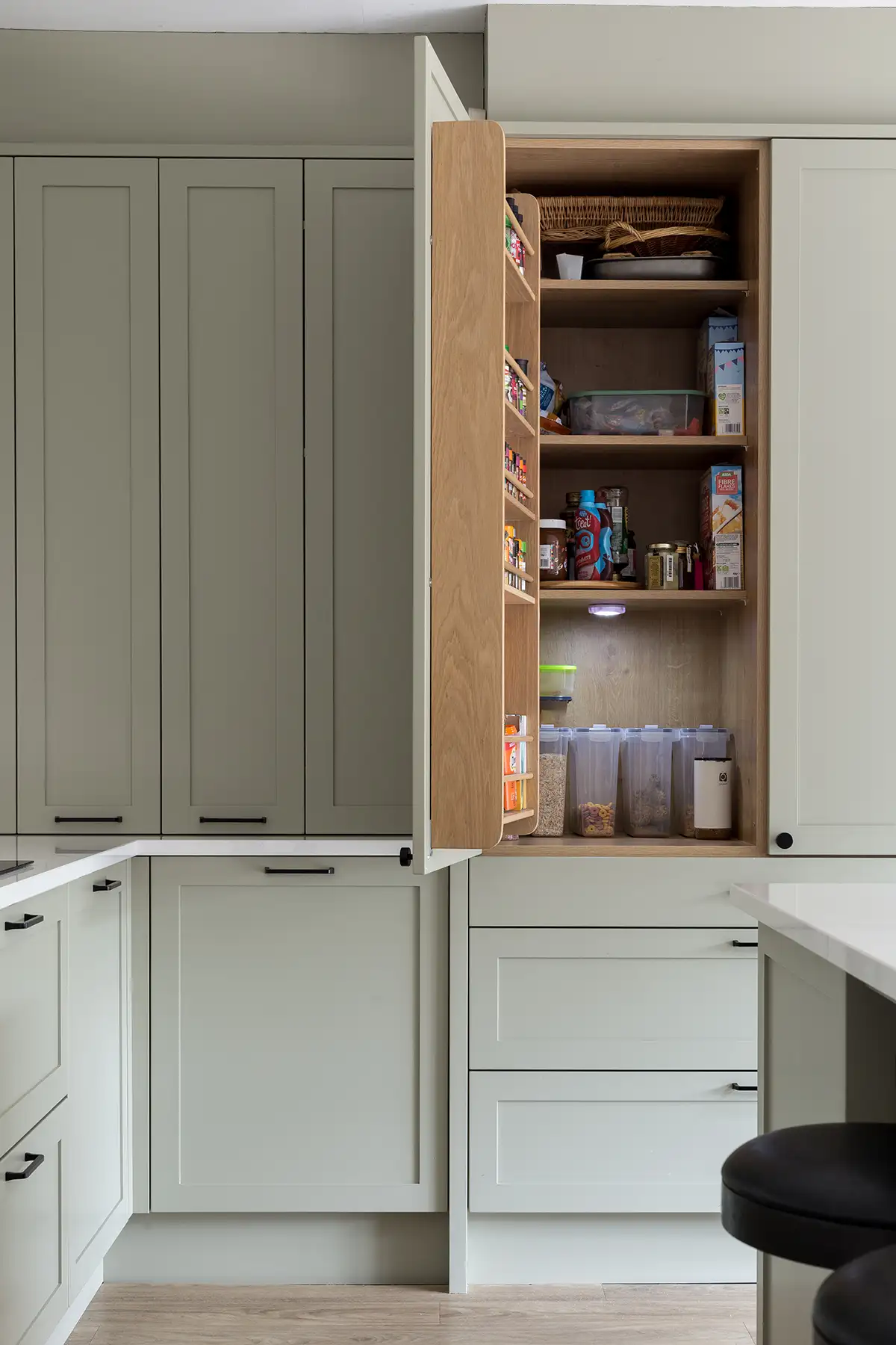 Kitchen french grey open